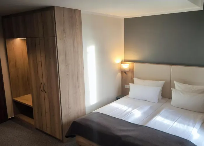 酒店 圣迈克尔海姆酒店 3*