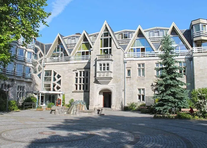 圣迈克尔海姆酒店 3*