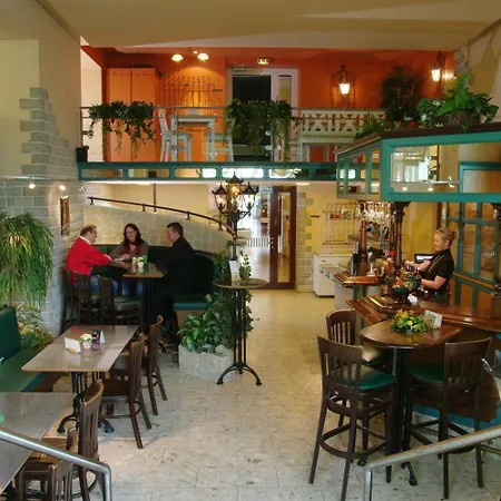 St.-michaels-heim 3* ברלין